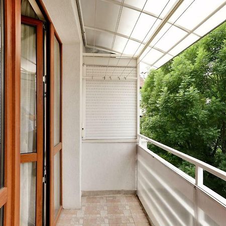 Spacious And Stylish Apartment In The Heart Of Sofia Plus Parking Eksteriør billede